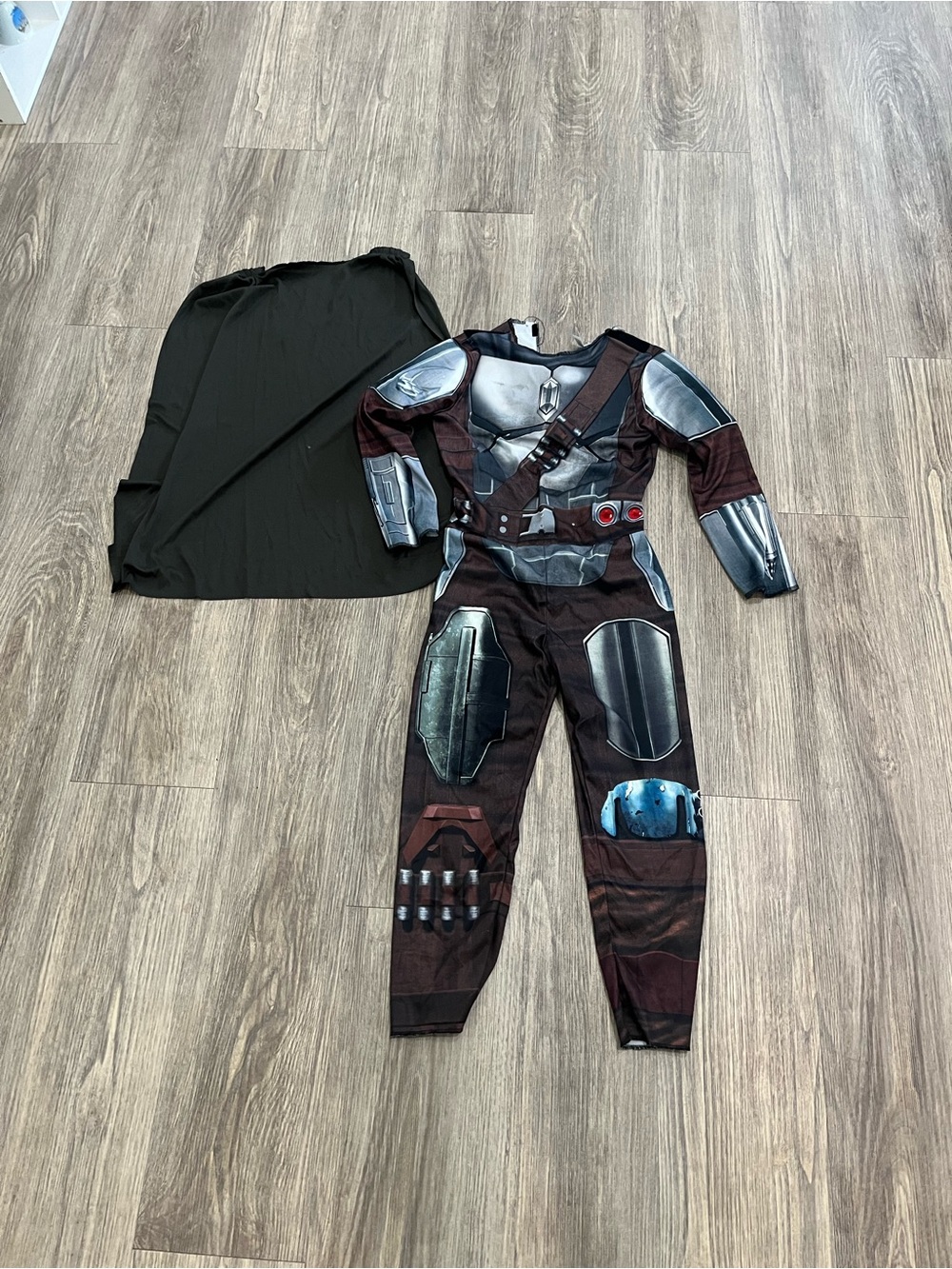 The Mandalorian Kids Costume with Cape
